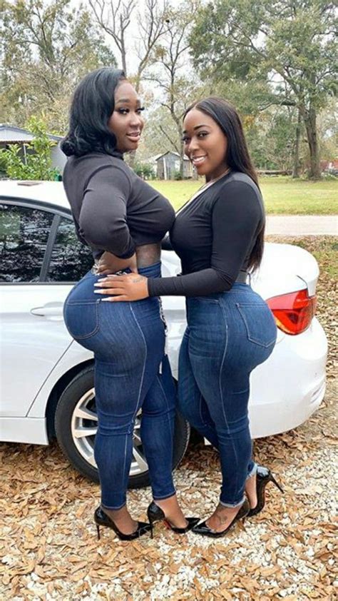 ebony lesbians big booty